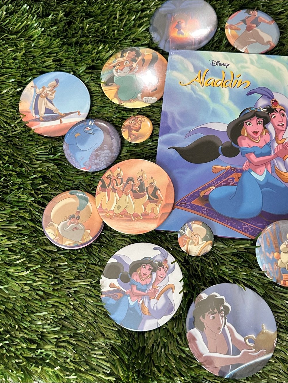 Aladdin pin back button bundle - Picture 6 of 6